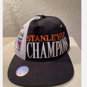 NWT Vintage New York Rangers 1994 Stanley Cup Champions Snapback Hat Starter 90s